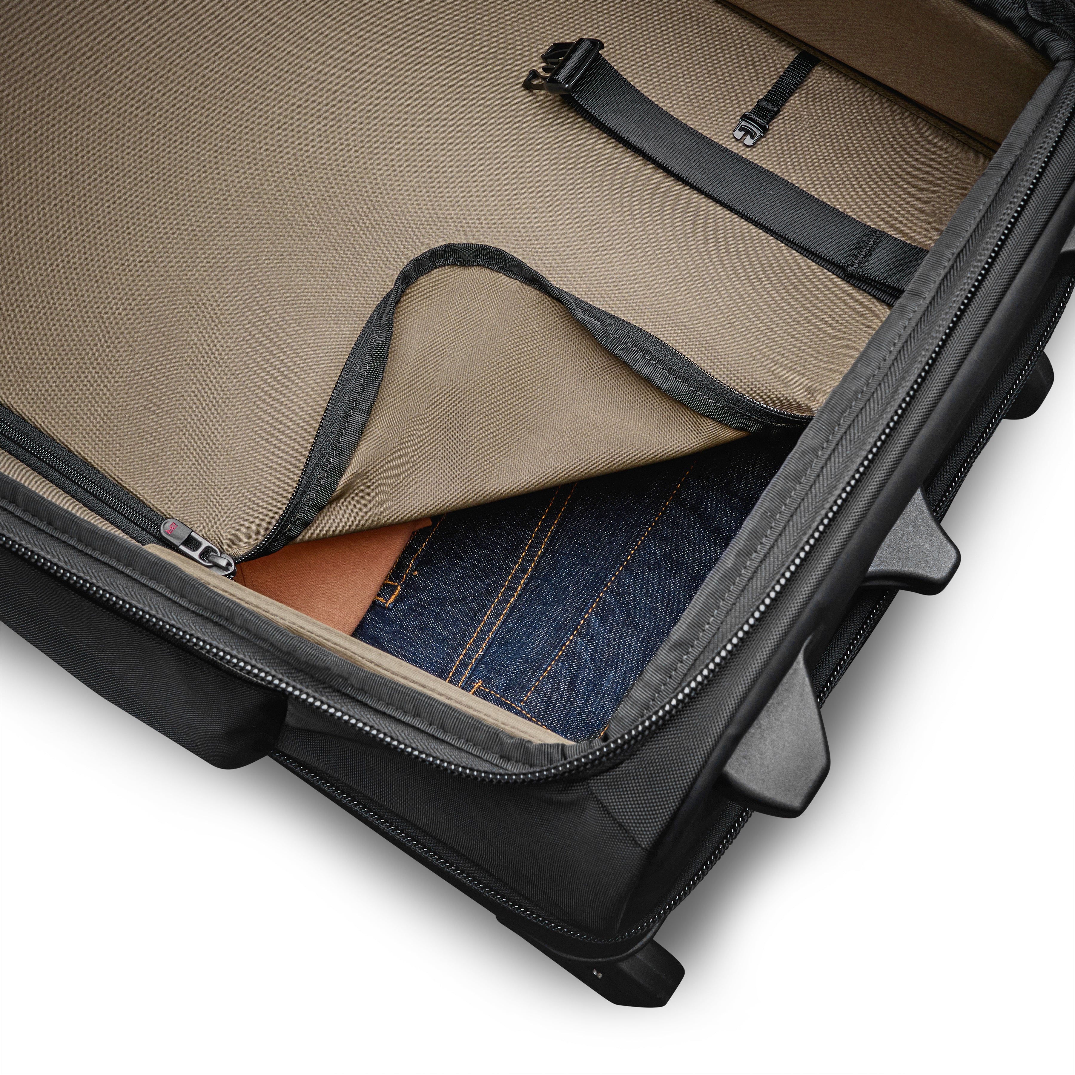 Briggs & Riley ZDX Medium 2-Wheel Duffle in Black — detail view # color_Black