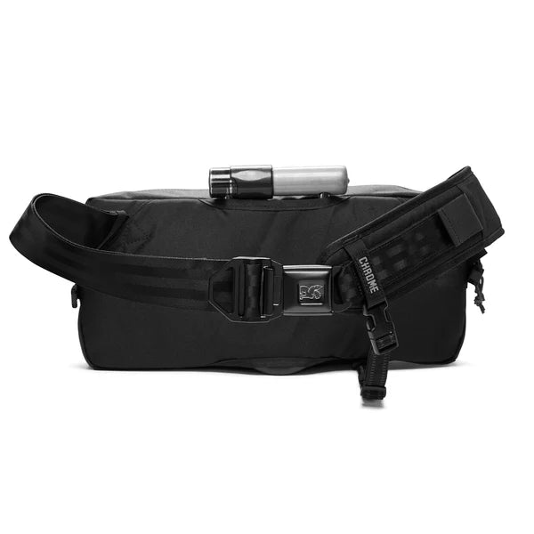 Chrome Industries Kadet 9L sling bag – olive green, close-up detail