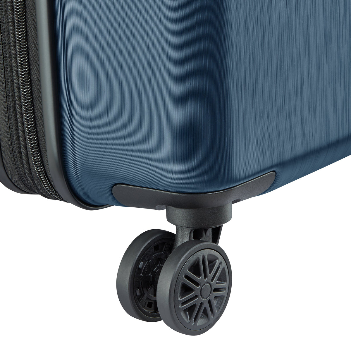 Delsey Cosmique Medium Expandable Spinner in Deep Sea Navy — detail view 2