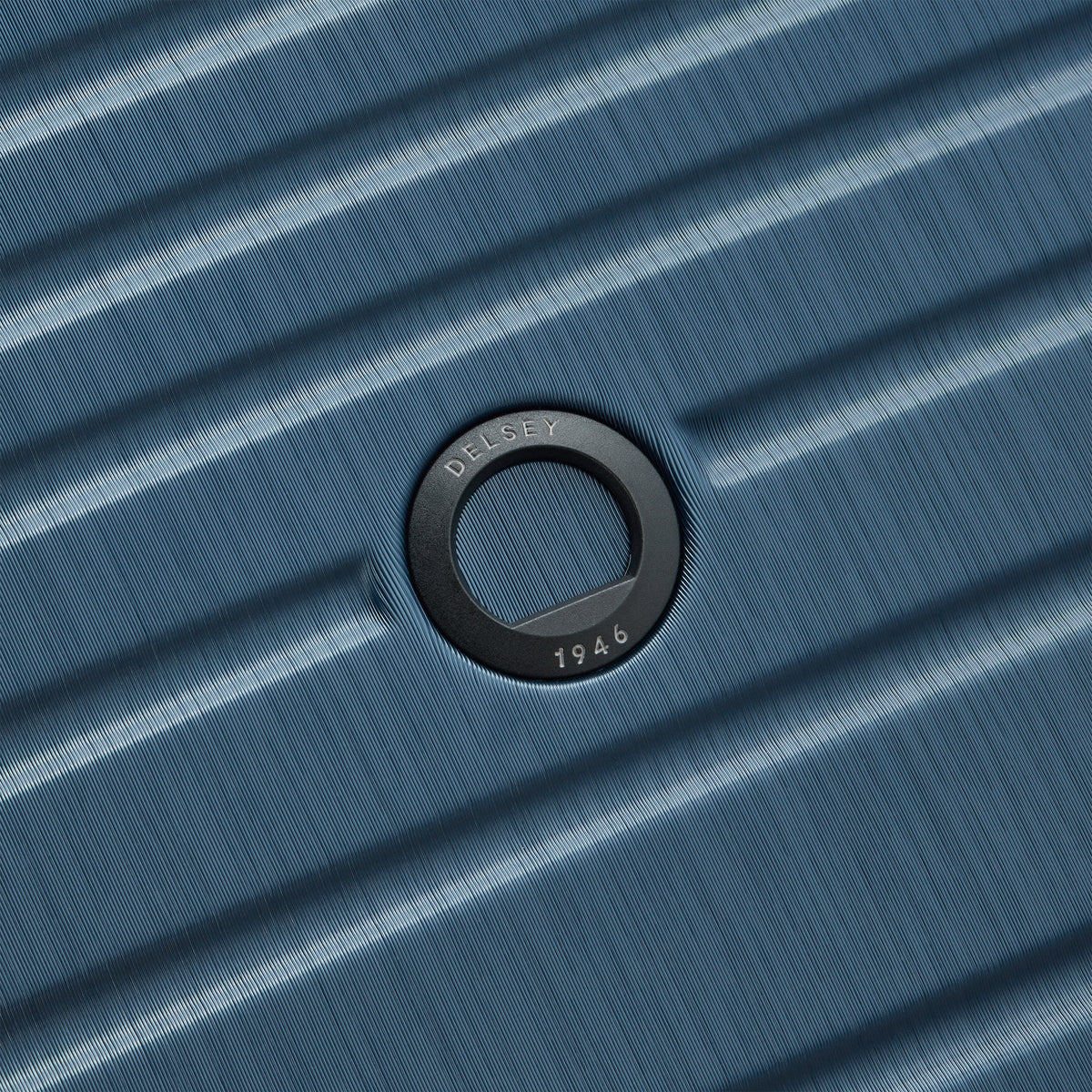 Delsey Cosmique Large Expandable Spinner in Deep Sea Navy — detail view 3