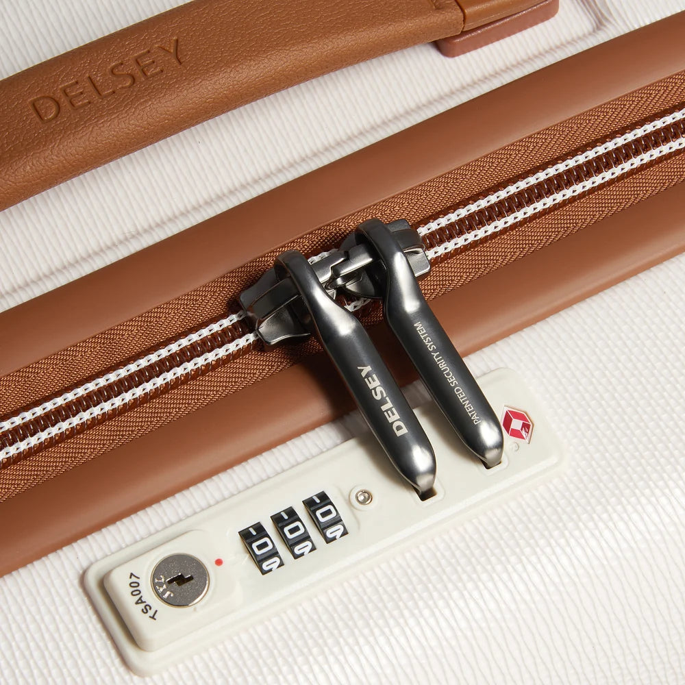 Delsey Chatelet Air 2.0 Large Spinner in Angora — detail view 4