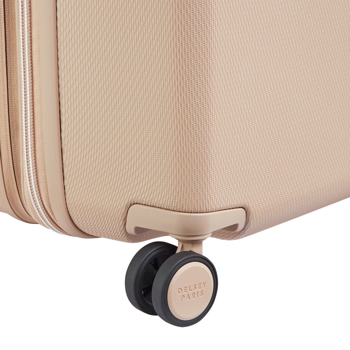 Delsey Chatelet Air 2.0 Large Spinner in Limited Edition Beige Rose — detail view 4
