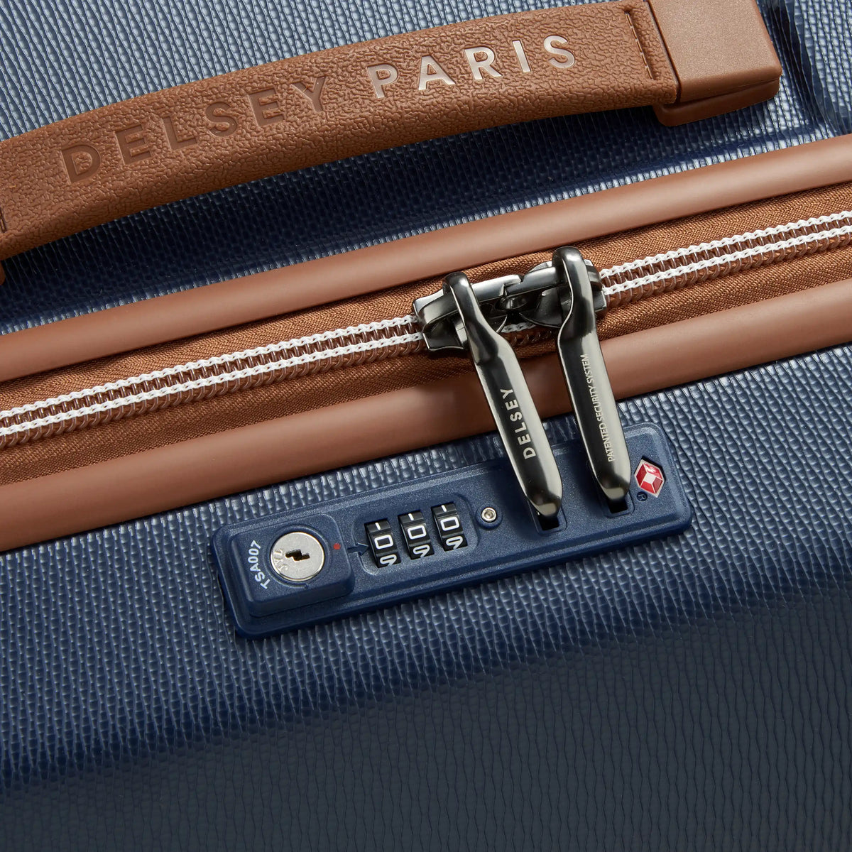 Delsey Chatelet Air 2.0 Medium Trunk - Spinner in Navy — detail view