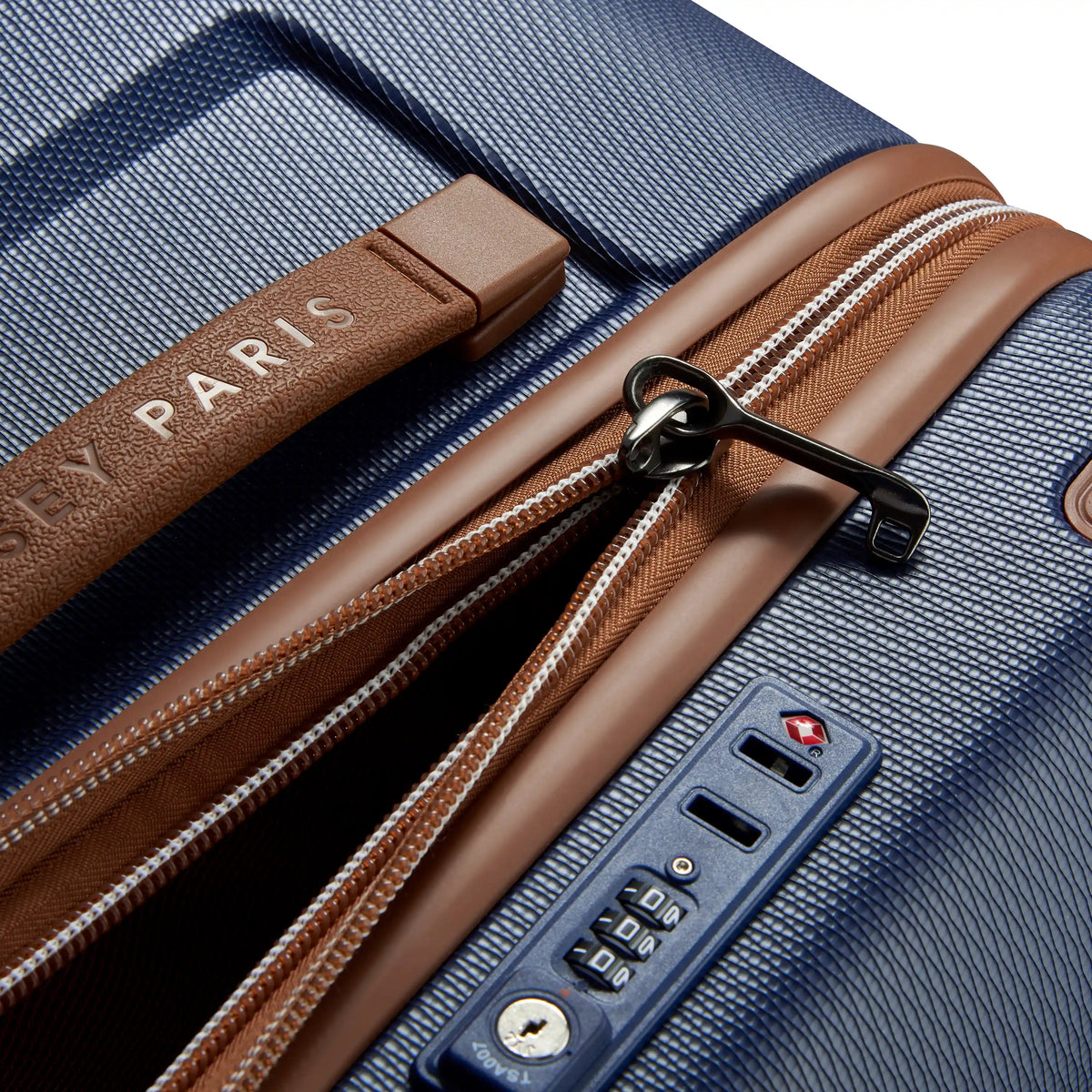 Delsey Chatelet Air 2.0 Medium Trunk - Spinner in Navy — detail view 2