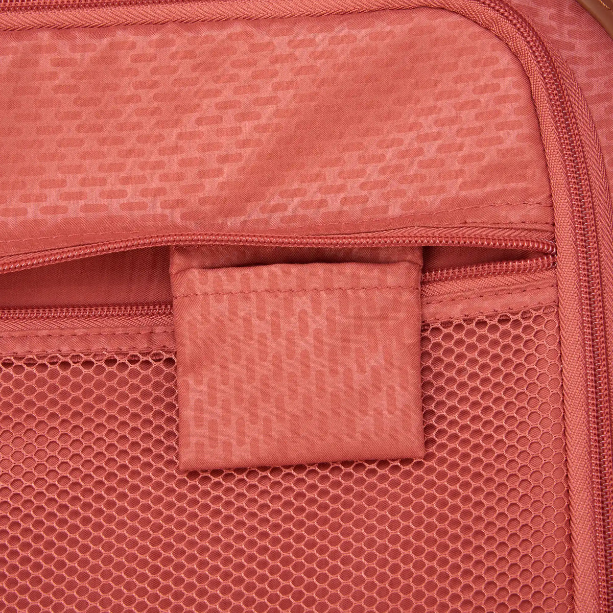 Delsey Chatelet Air 2.0 Large Spinner in Navy — detail view 5