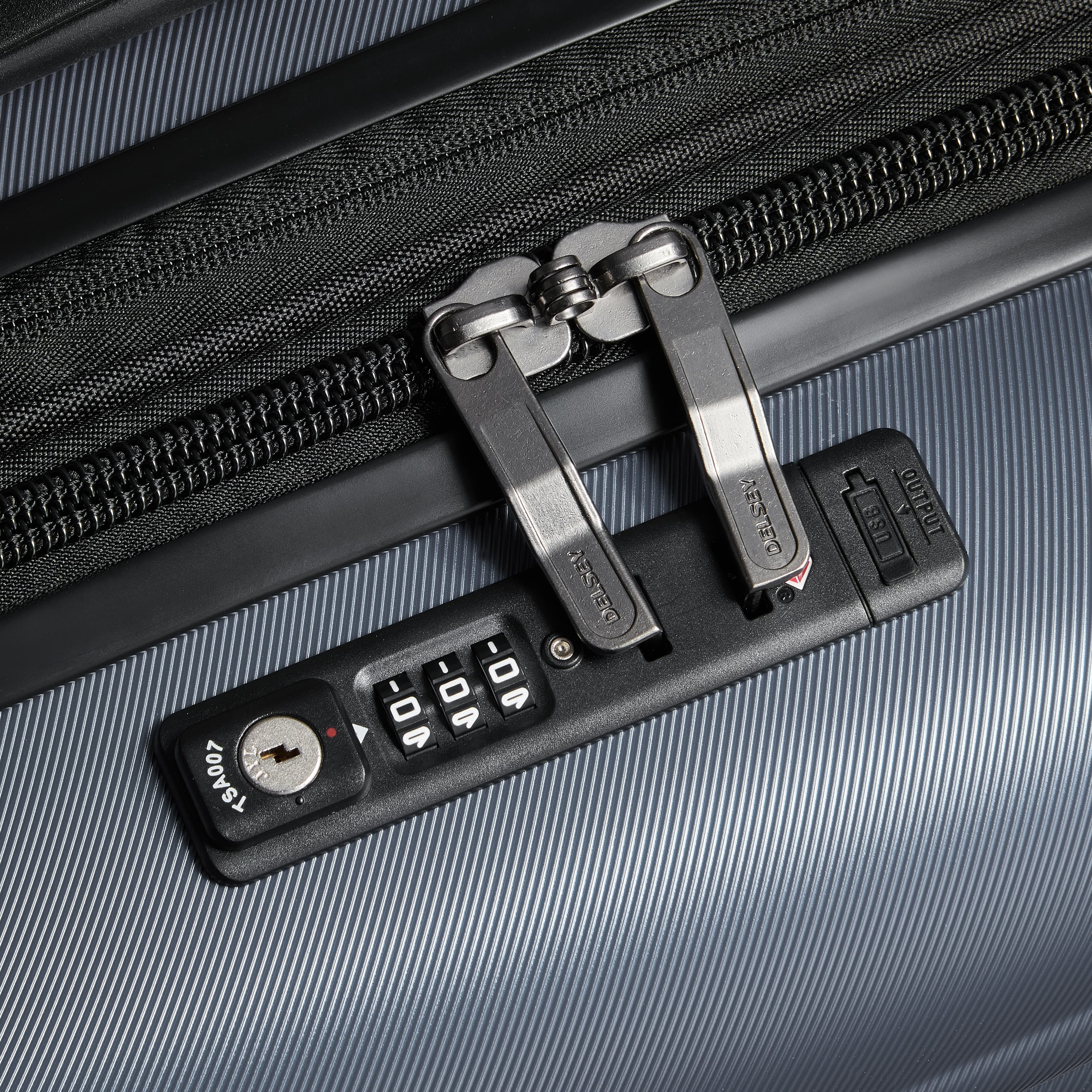Delsey Cruise 3.0 Carry-On Plus Expandable Spinner in Graphite — detail view 2 # color_Graphite
