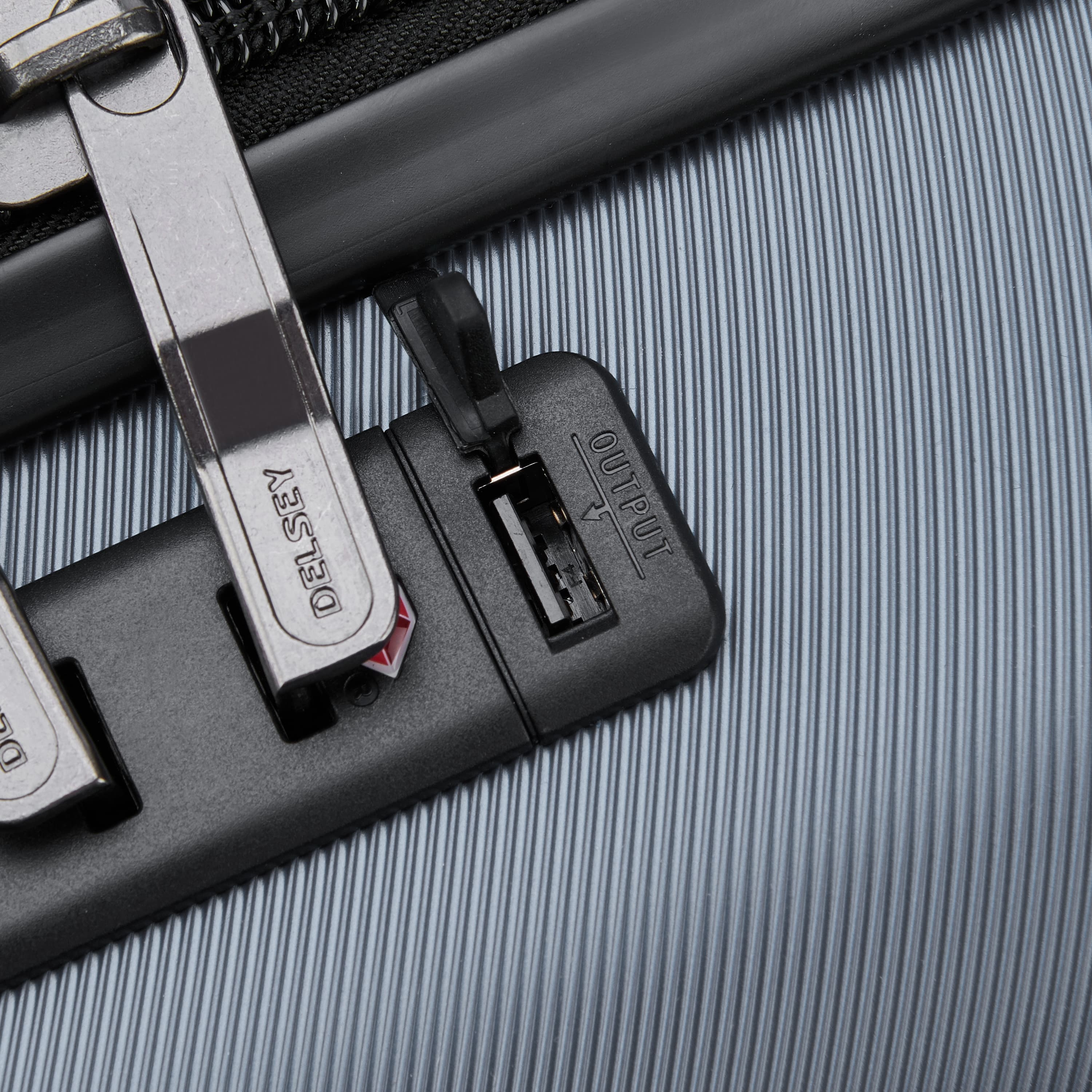 Delsey Cruise 3.0 Carry-On Plus Expandable Spinner in Graphite — detail view 6 # color_Graphite