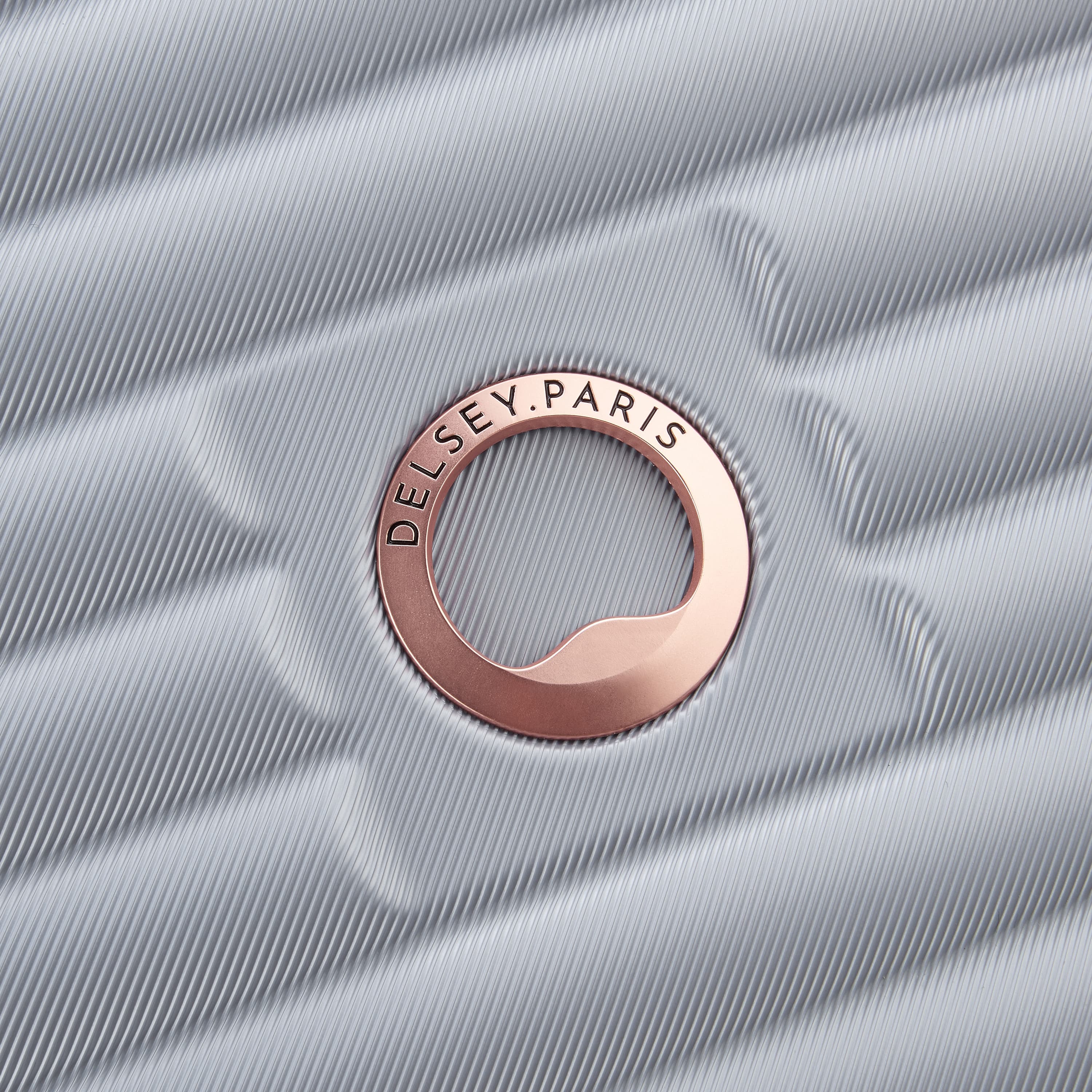 Delsey Cruise 3.0 Carry-On Plus Expandable Spinner in Platinum — detail view # color_Platinum