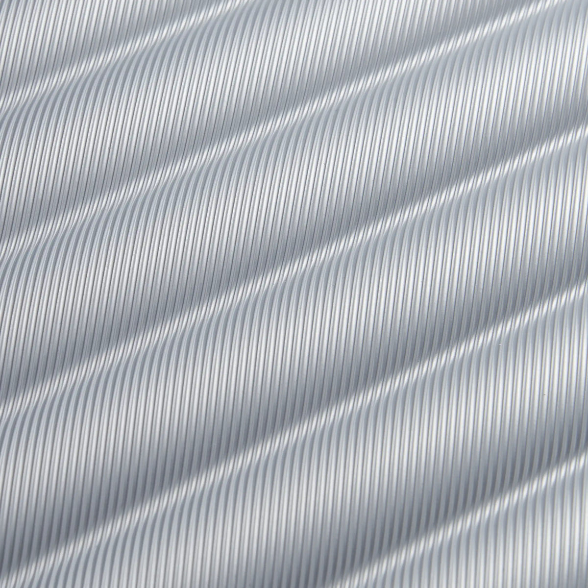 Delsey Cruise 3.0 Medium Expandable Spinner in Platinum — detail view 5 # color_Platinum