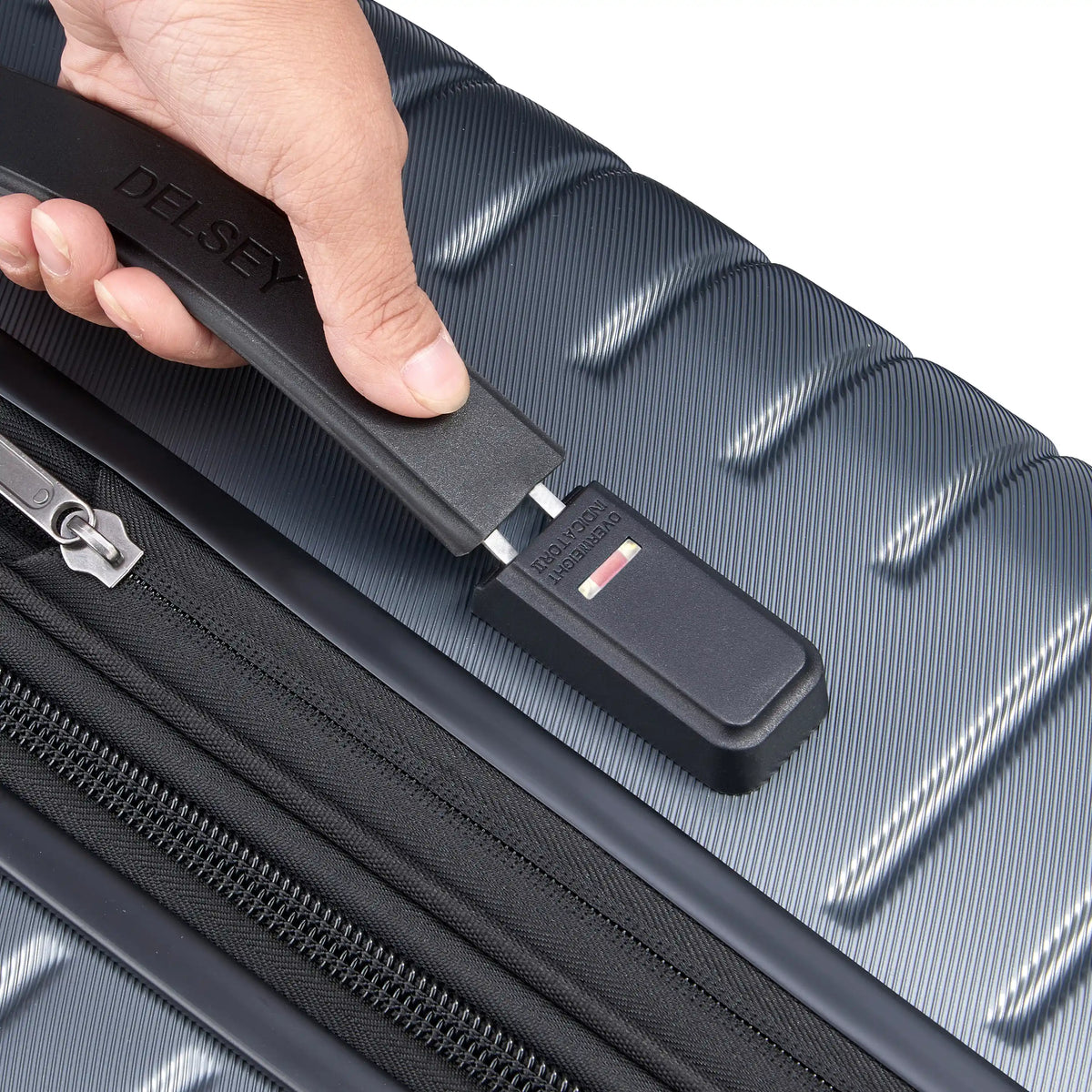 Delsey Cruise 3.0 Large Expandable Spinner in Graphite — detail view 3 # color_Graphite