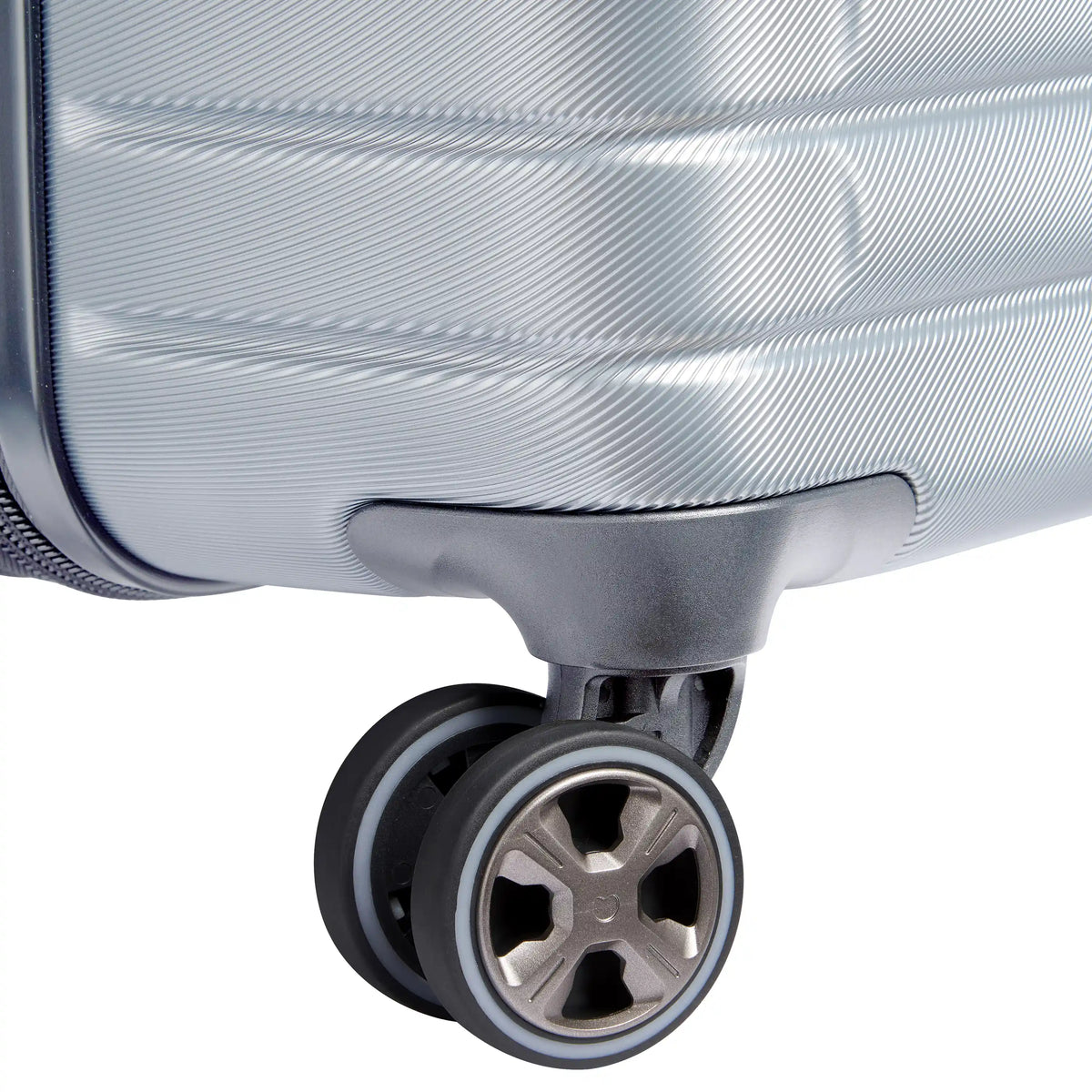 Delsey Cruise 3.0 Large Expandable Spinner in Platinum — detail view 6 # color_Platinum