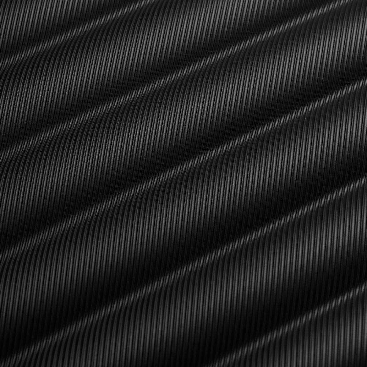 Delsey Cruise 3.0 Medium Expandable Spinner in Black — detail view 4 # color_Black
