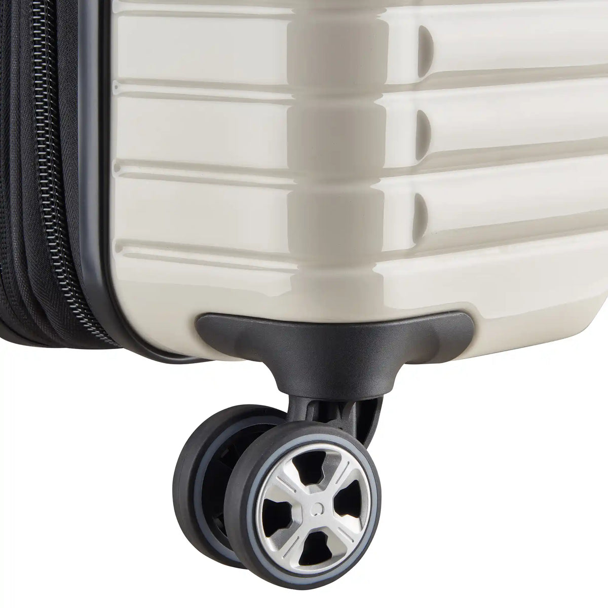 Delsey Cruise 3.0 Large Expandable Spinner in Ivory — detail view 4 # color_Ivory