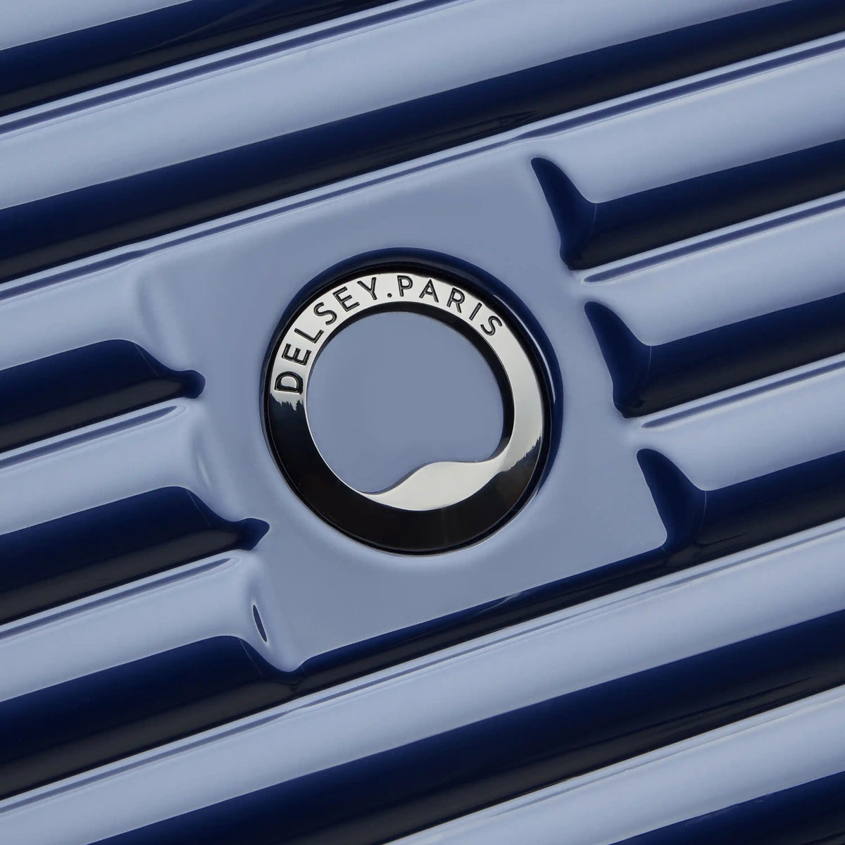 Delsey Cruise 3.0 Medium Expandable Spinner in Deep Sea Navy — interior view # color_Deep Sea Navy