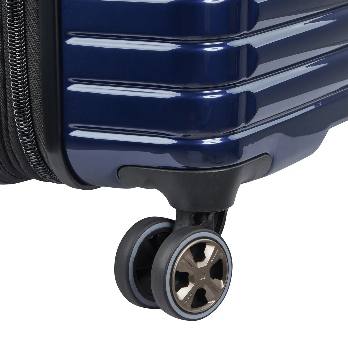 Delsey Cruise 3.0 Medium Expandable Spinner in Deep Sea Navy — detail view 4 # color_Deep Sea Navy