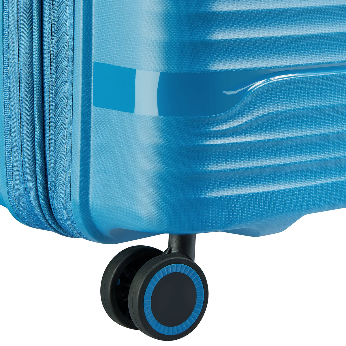Delsey Dune Carry-On Plus Expandable Spinner in Teal — detail view 2