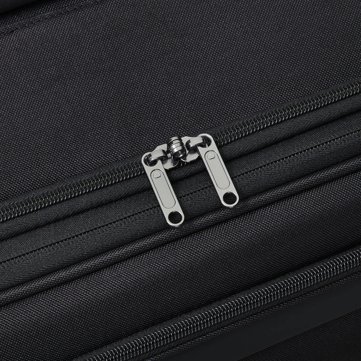 Delsey Sky Max 3.0 Medium Check-In Expandable Spinner in Black — detail view 3 # color_Black