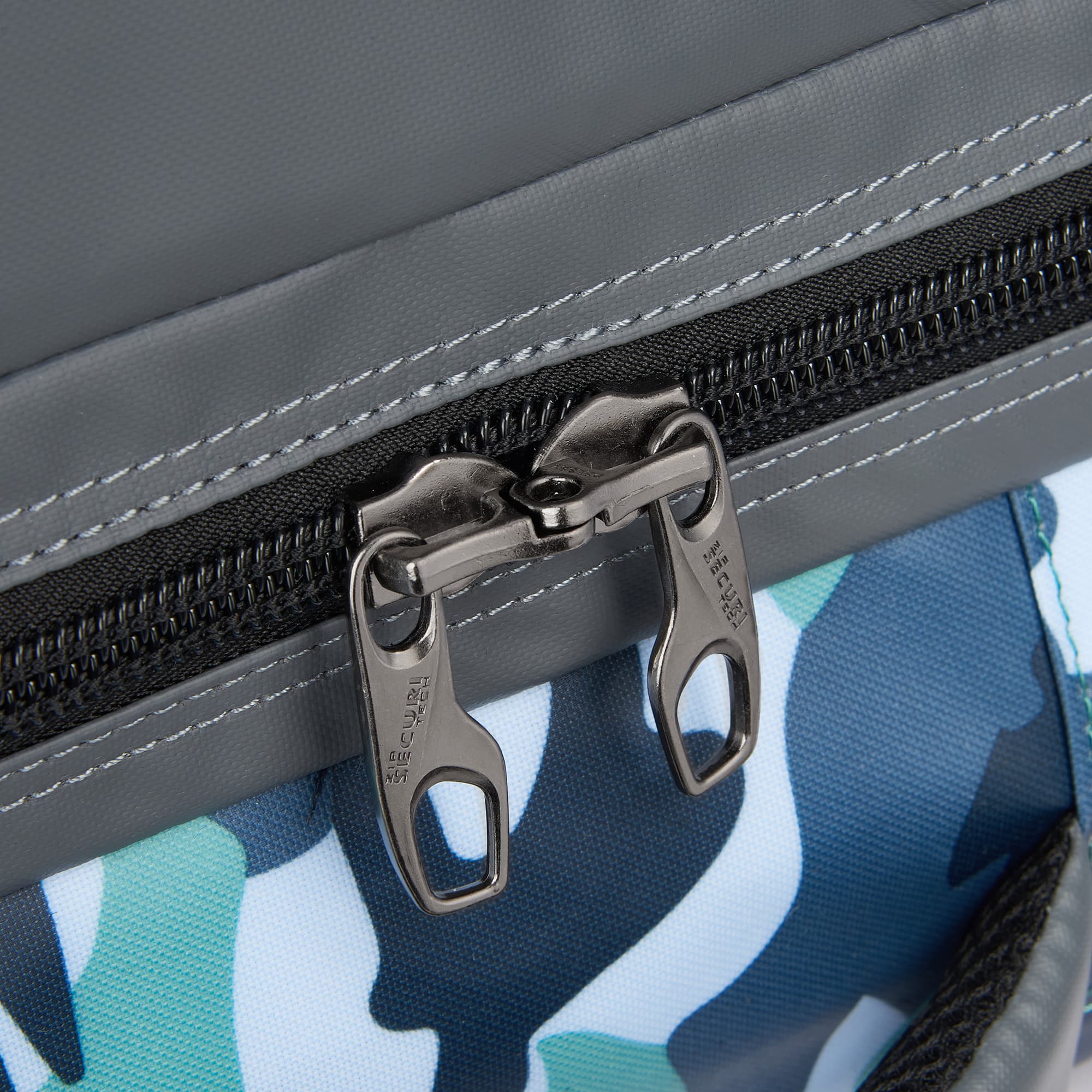 Delsey Raspail Large Wheeled Duffel in Camouflage — detail view 2 # color_Camouflage