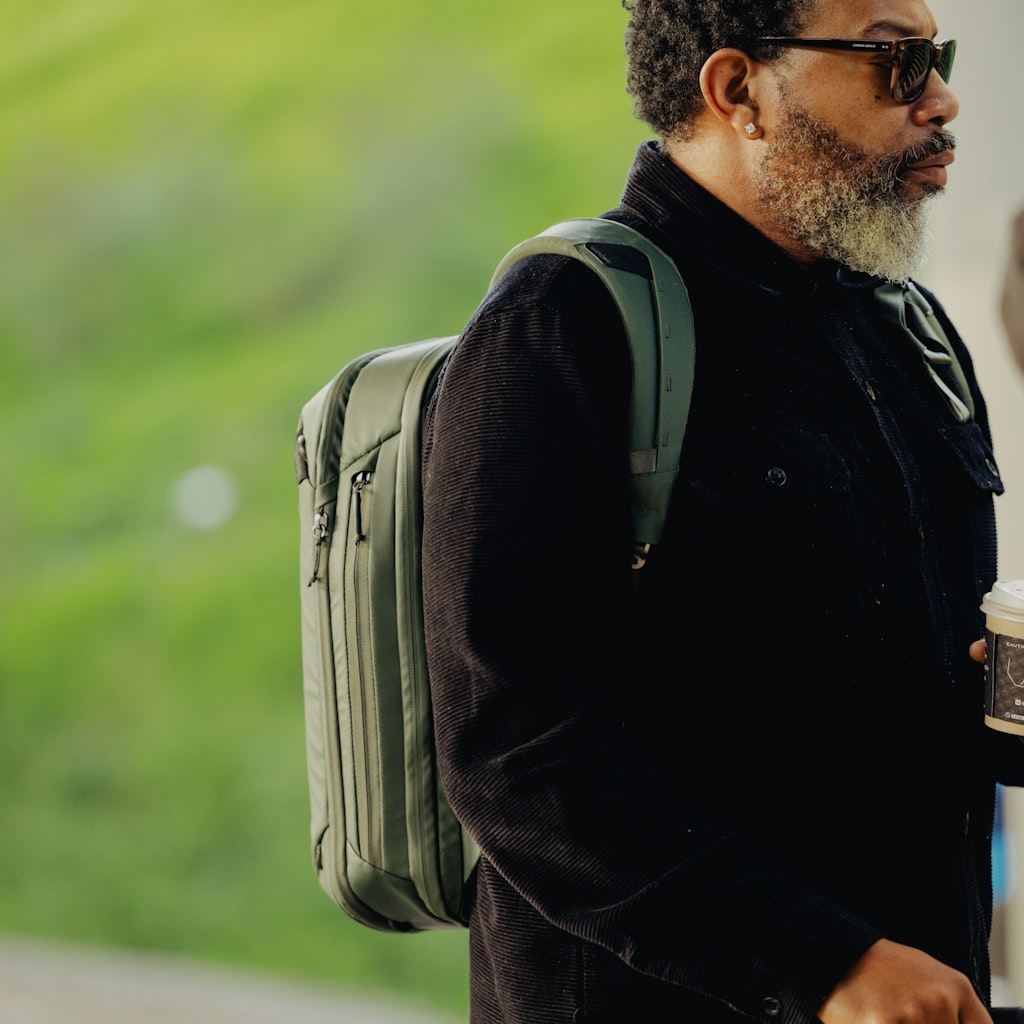 Peak Design Travel Backpack 20L in Sage — lifestyle 4