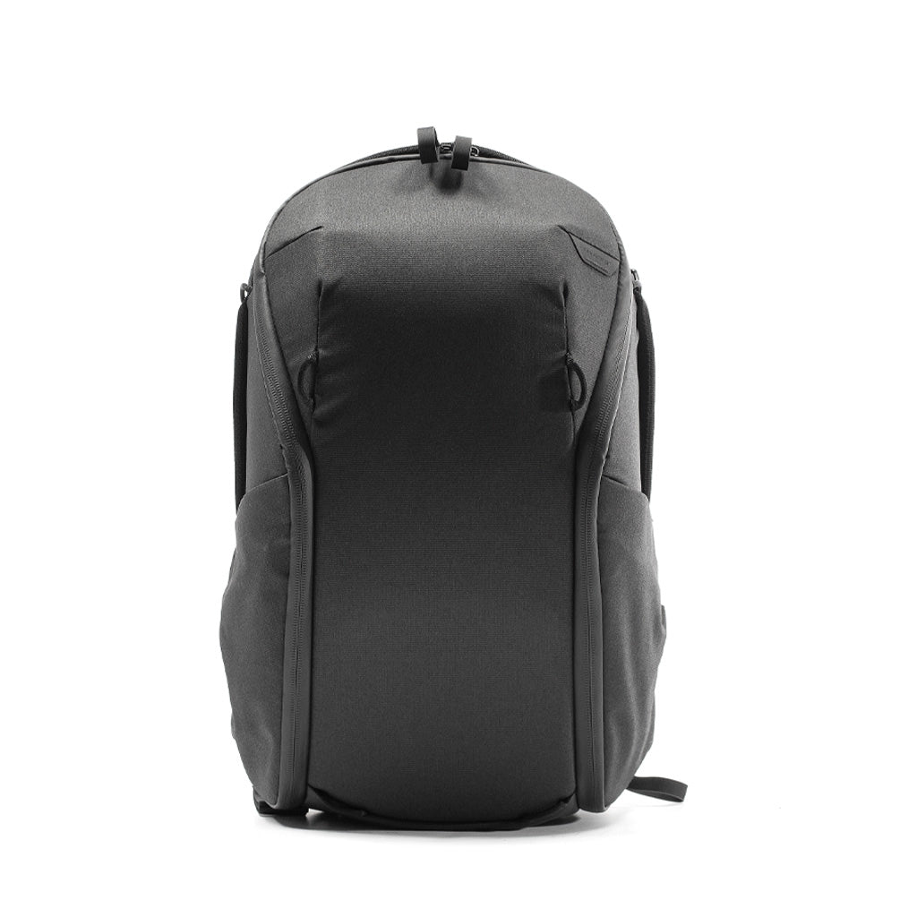 Peak Design Everyday Backpack Zip 15L in Black — front view # color_Black