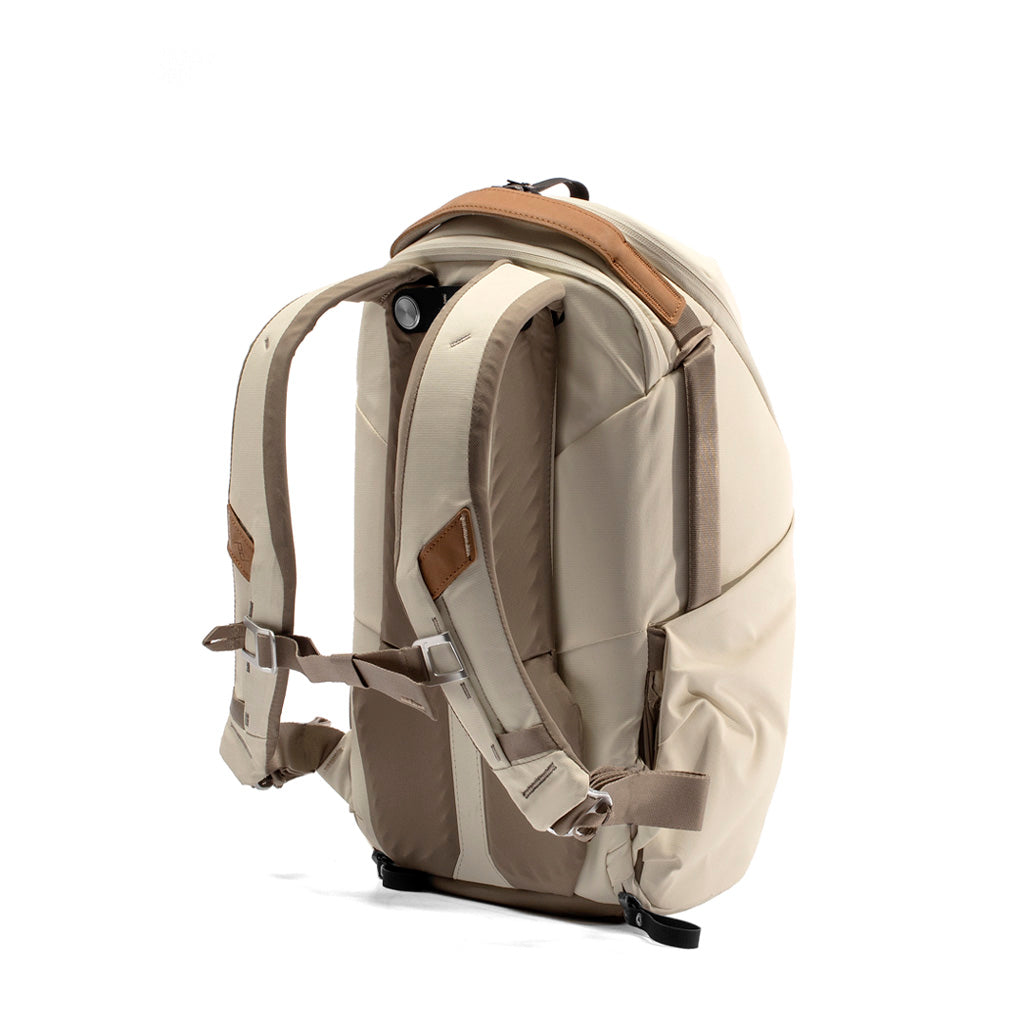 Peak Design Everyday Backpack Zip 15L in Bone — detail view # color_Bone