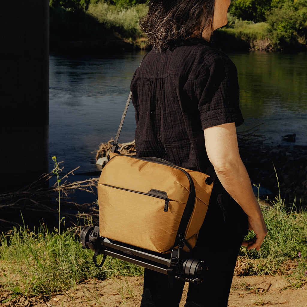 Peak Design Everyday Sling 6L in Coyote — lifestyle 4