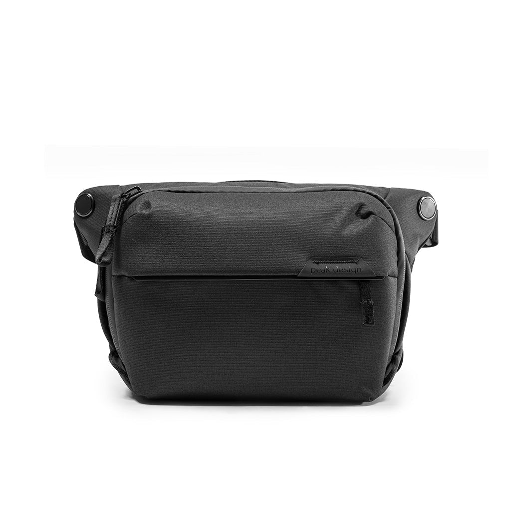 Peak Design Everyday Sling 3L in Black — front view # color_Black