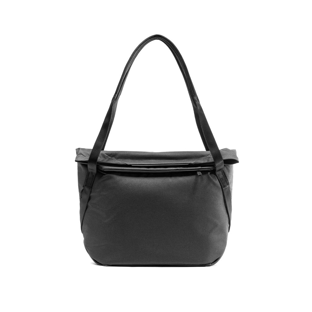 Peak Design Everyday Tote 15L in Black — front view # color_Black