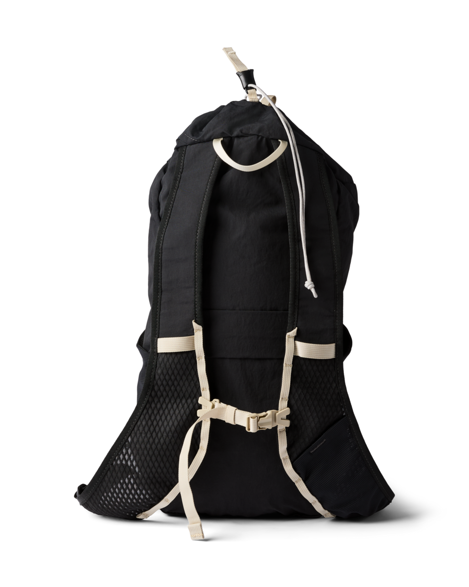 Cotopaxi Empacable 16L Daypack in Black — angle view 4