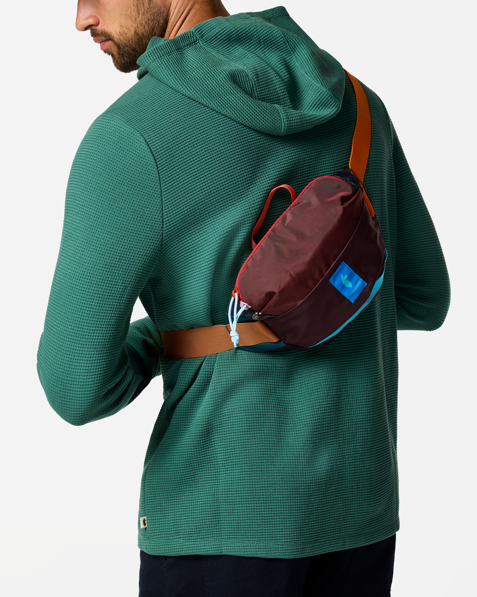 Cotopaxi Empacable 3L Sling in Del Día — angle view 2