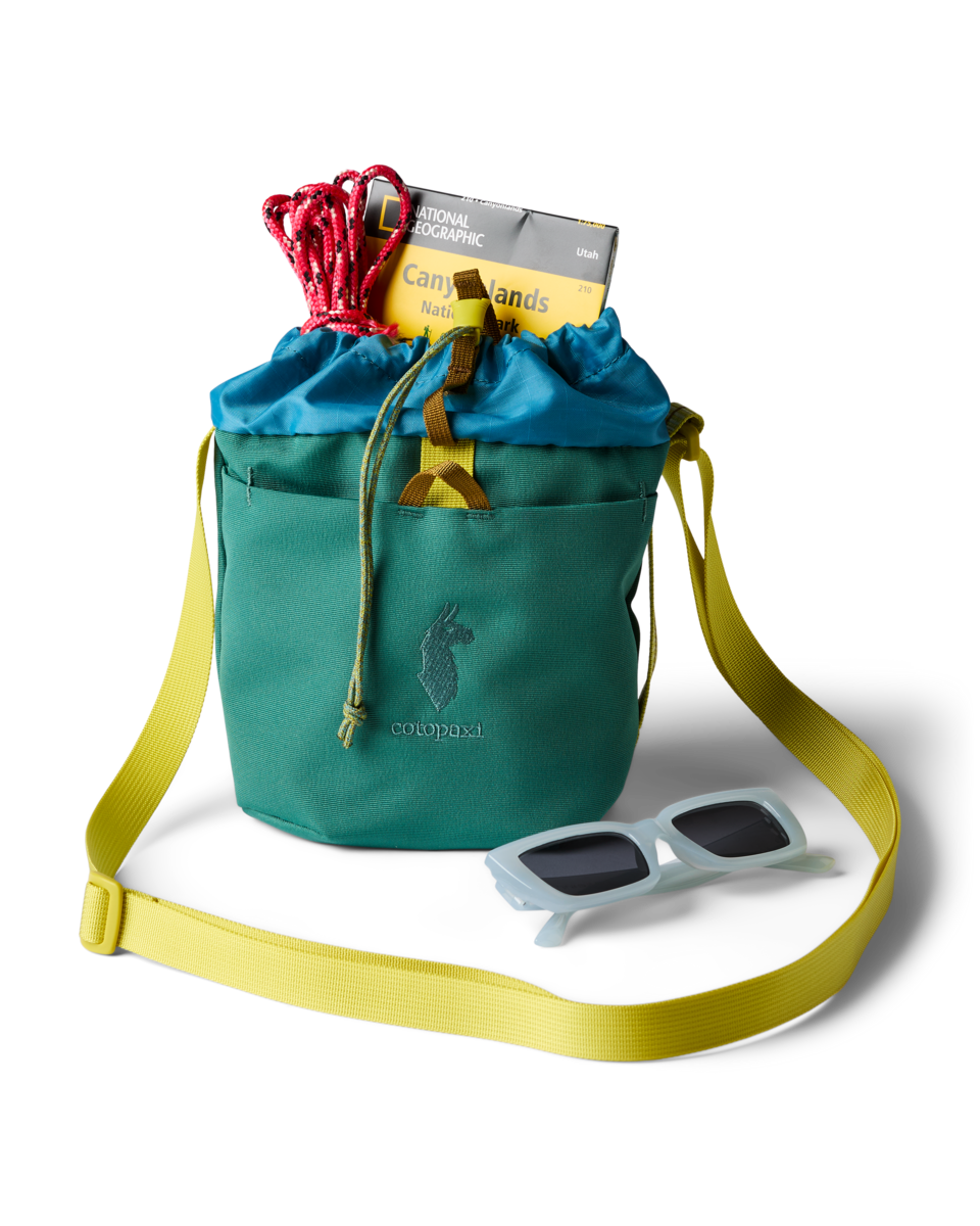 Cotopaxi Todo 3L Bucket Bag in Juniper — interior view
