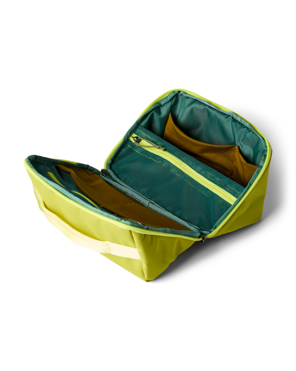 Cotopaxi Viaje Toiletry Kit in Citron — angle view 2