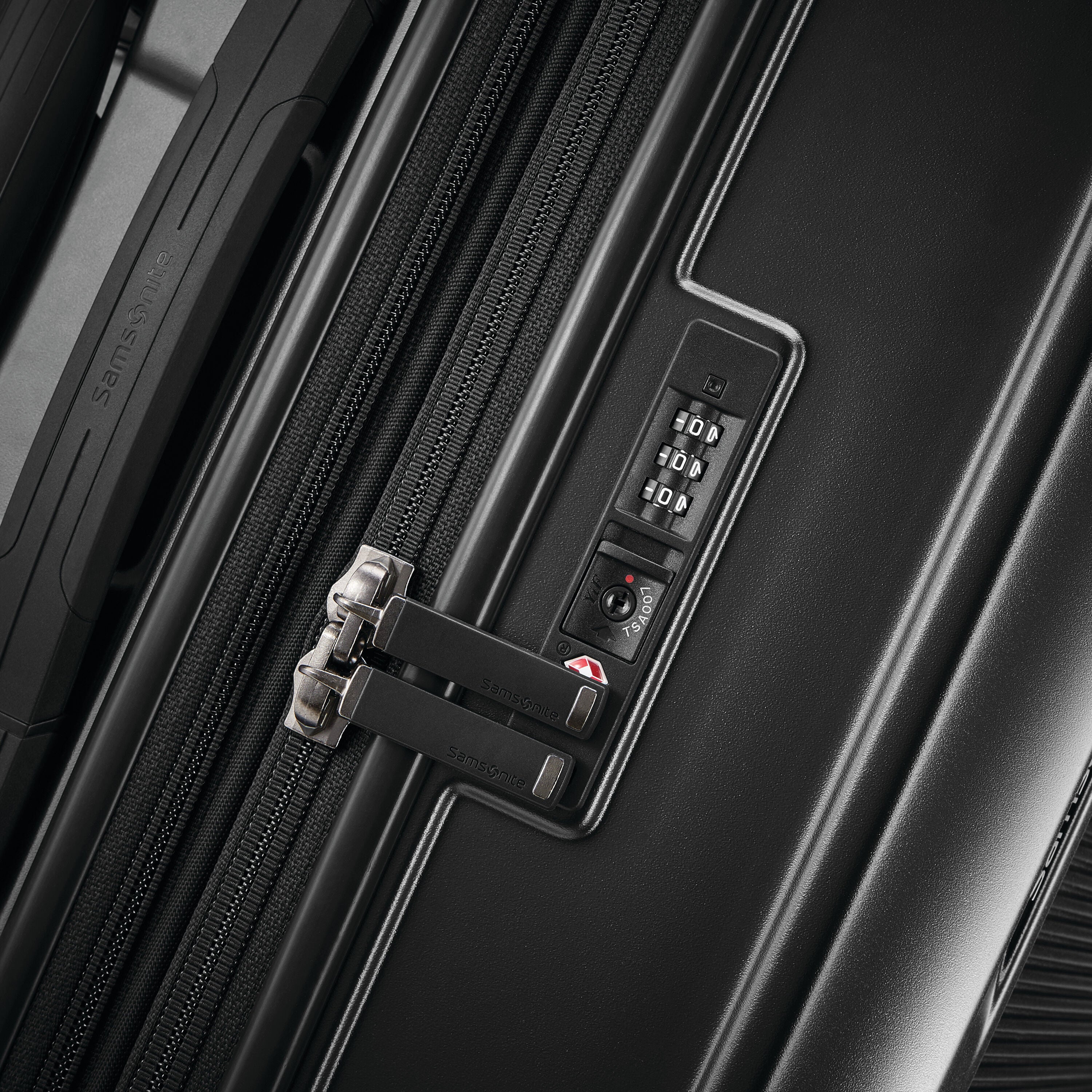 Samsonite Silhouette Spinner - Thumbnail 2