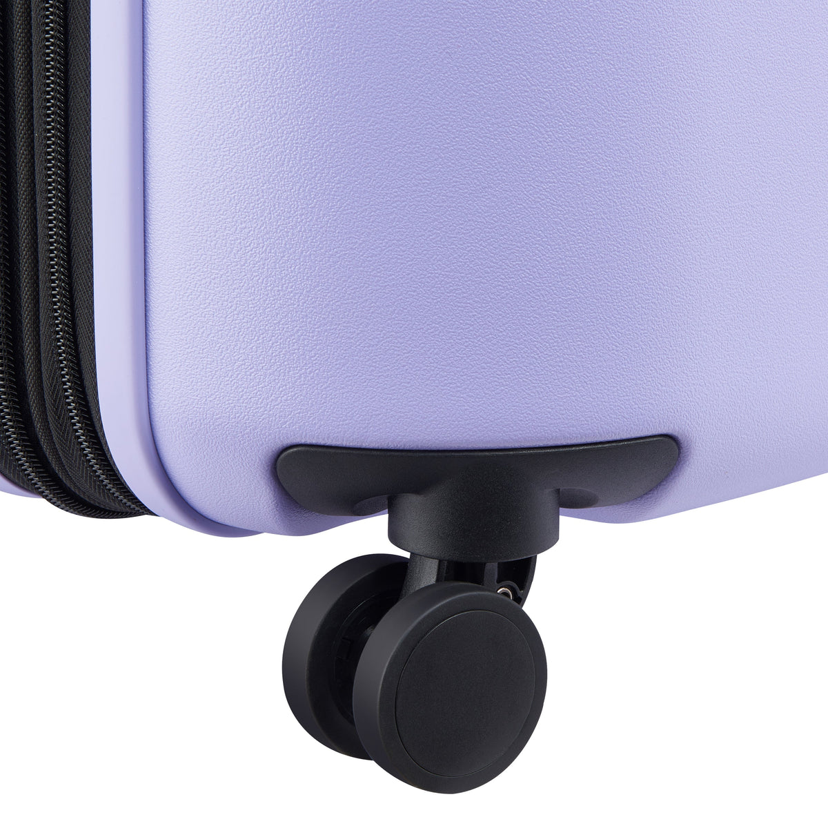 Delsey Catch Flights Medium Expandable Spinner in Lavender — detail view 2