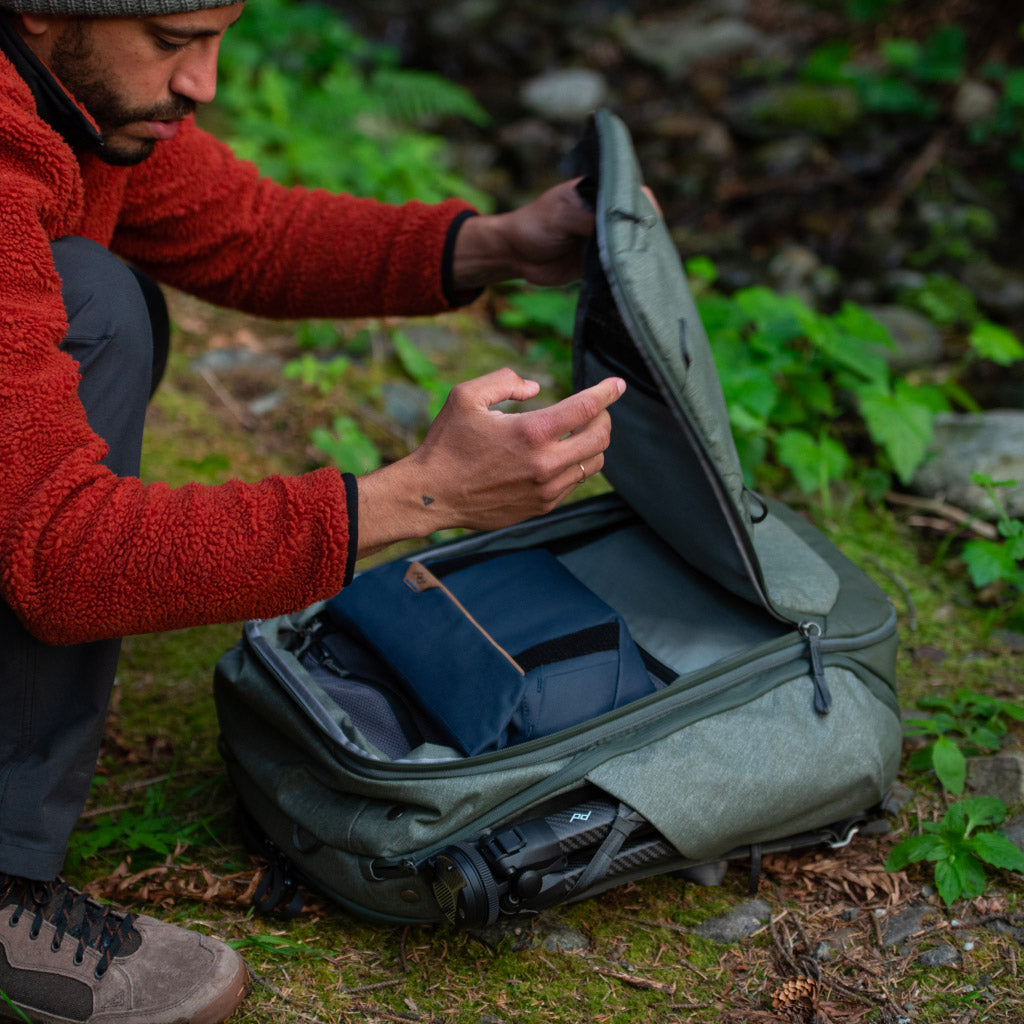 Peak Design Field Pouch in Midnight — lifestyle # color_Midnight