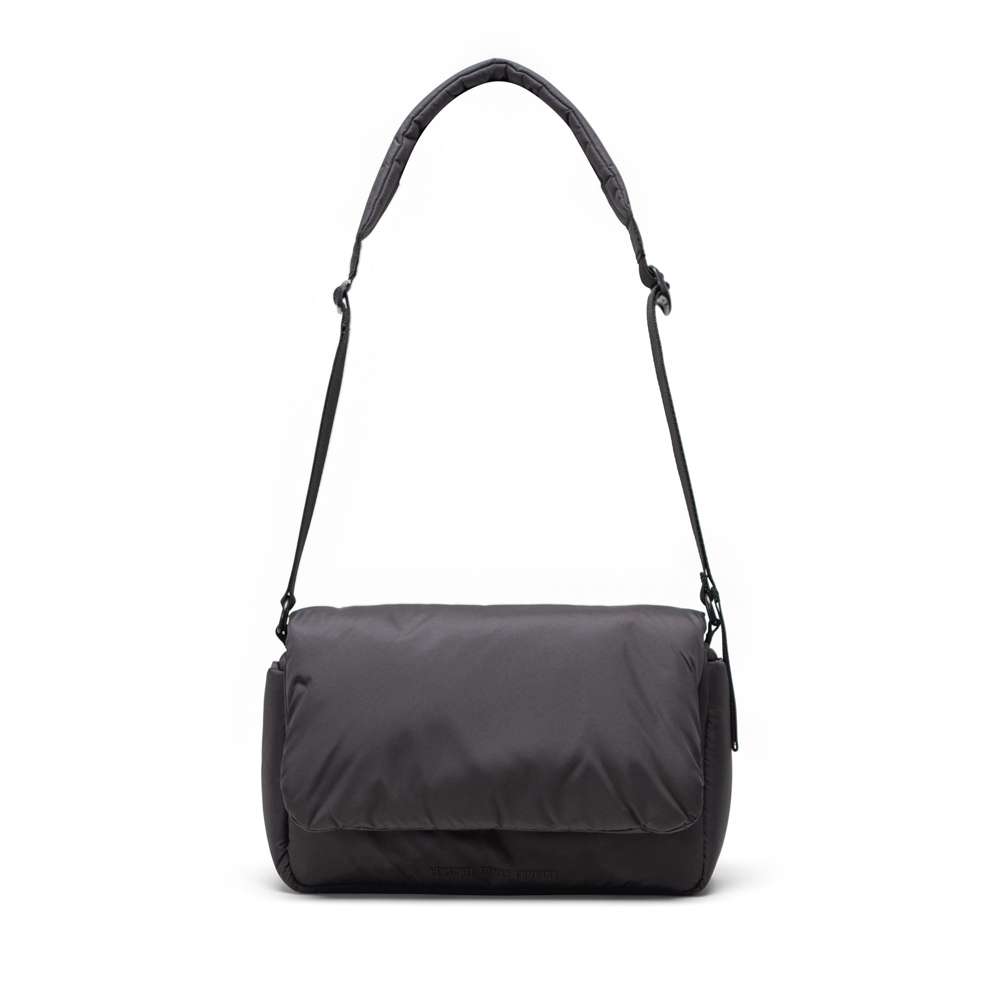 Herschel Cloudform Crossbody 6L in Black — front view # color_Black
