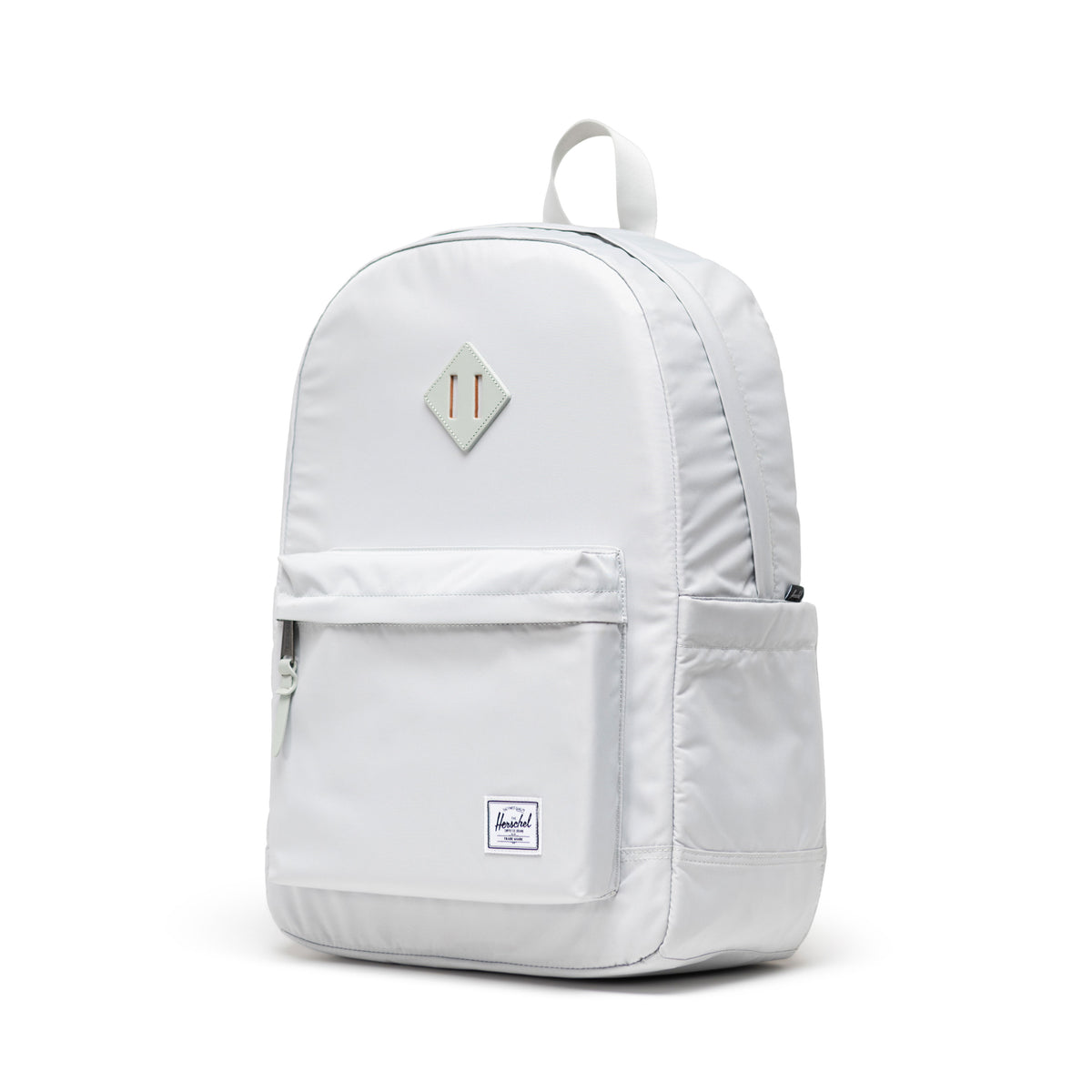 Herschel Heritage Backpack Premium Classic 24L in Metal — angle view 2 # color_Metal