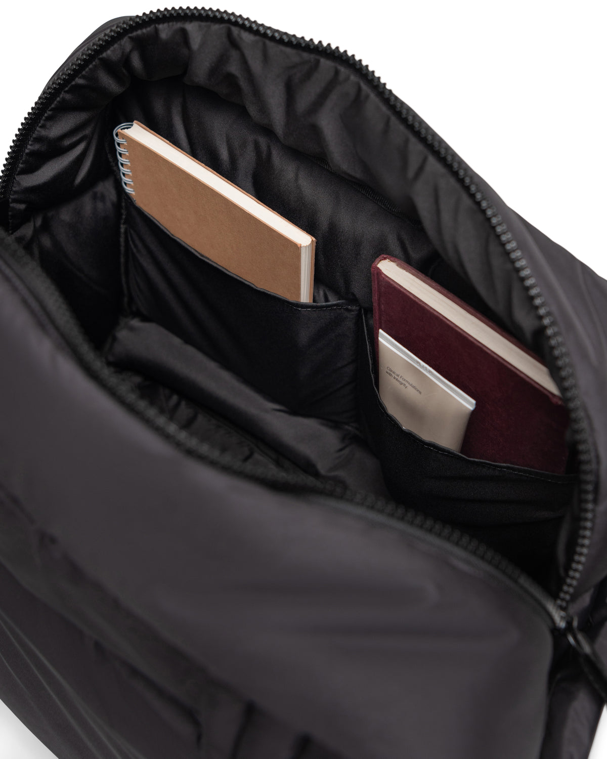 Herschel Cloudform Duffle 26L in Black — interior view 2 # color_Black