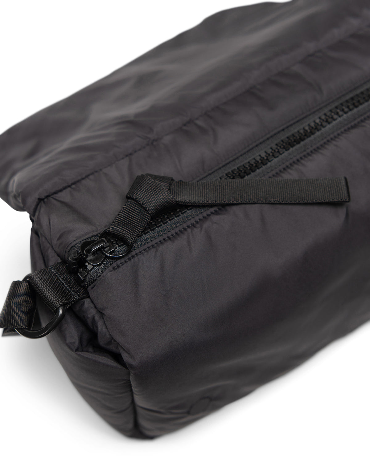 Herschel Cloudform Crossbody 6L in Black — detail view 2 # color_Black