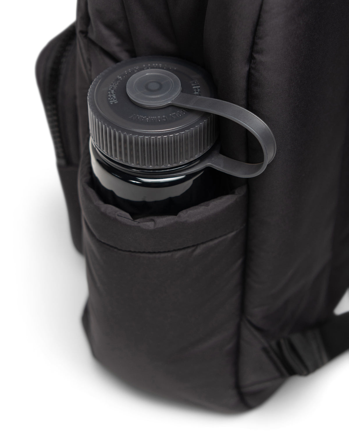 Herschel Cloudform Backpack 22L in Black — detail view # color_Black