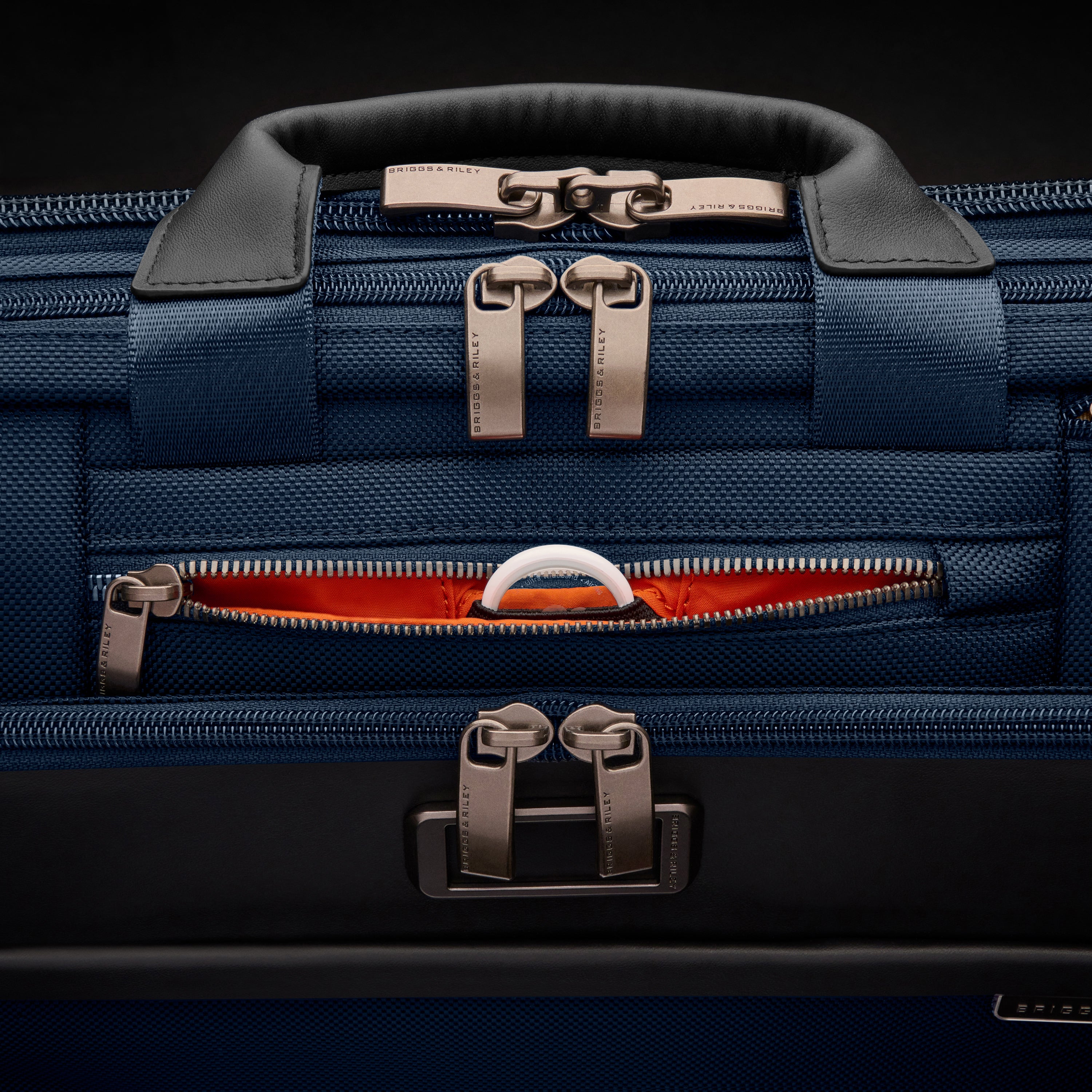 Briggs & Riley @work Medium Expandable Brief in Navy — detail view 4 # color_Navy