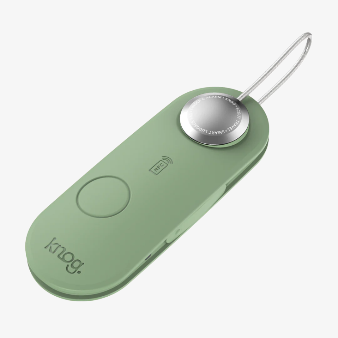 Eagle Creek Knog Scout Travel Smart Luggage Tag in Green — front view