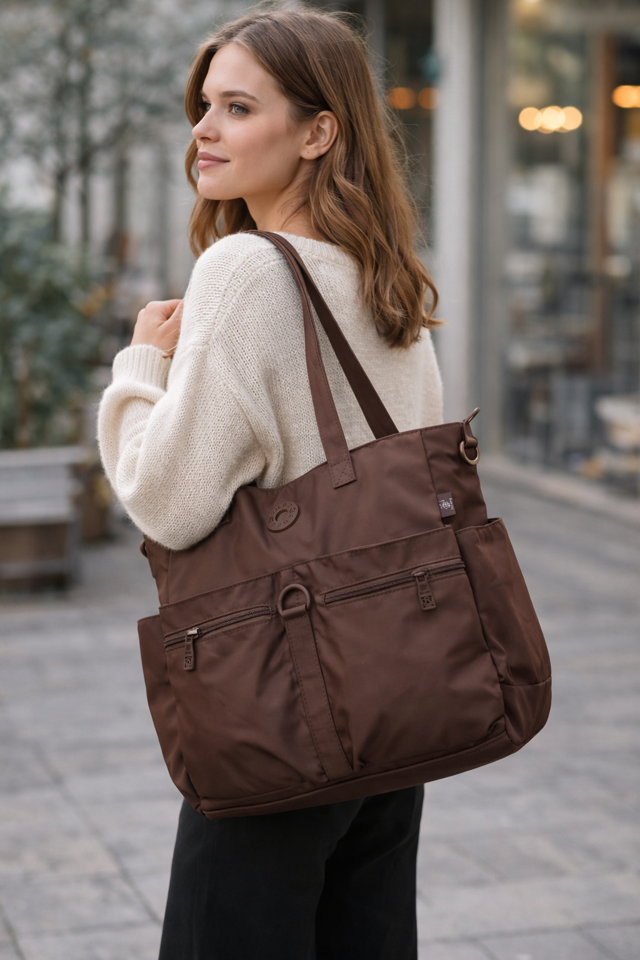 BoBo Tote Bag in Khaki - nylon