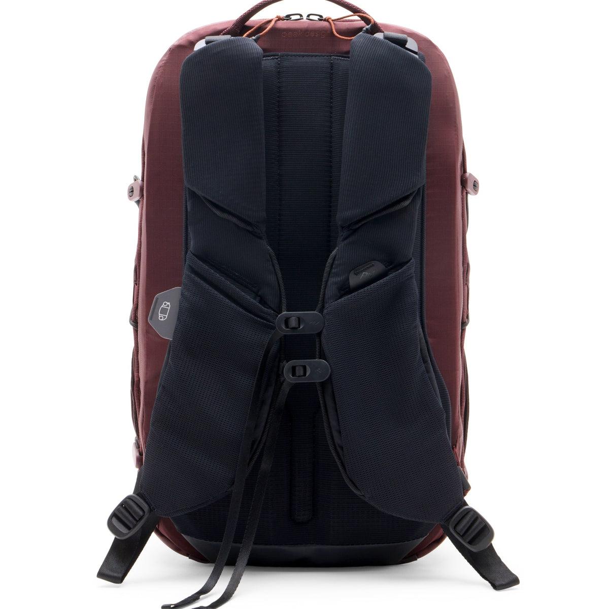Peak Design Outdoor Backpack Zip 18L in Eclipse — detail view 2 # color_Eclipse