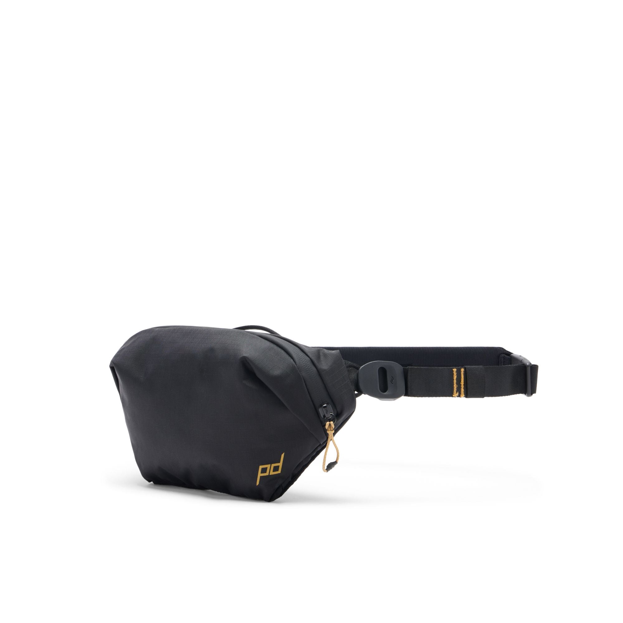 Peak Design Outdoor Sling 2L in Black — angle view 2 # color_Black