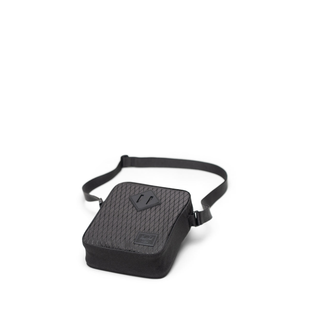 Herschel Heritage Crossbody 2.5L in Black Diamond/Black — angle view 2 # color_Black Diamond/Black