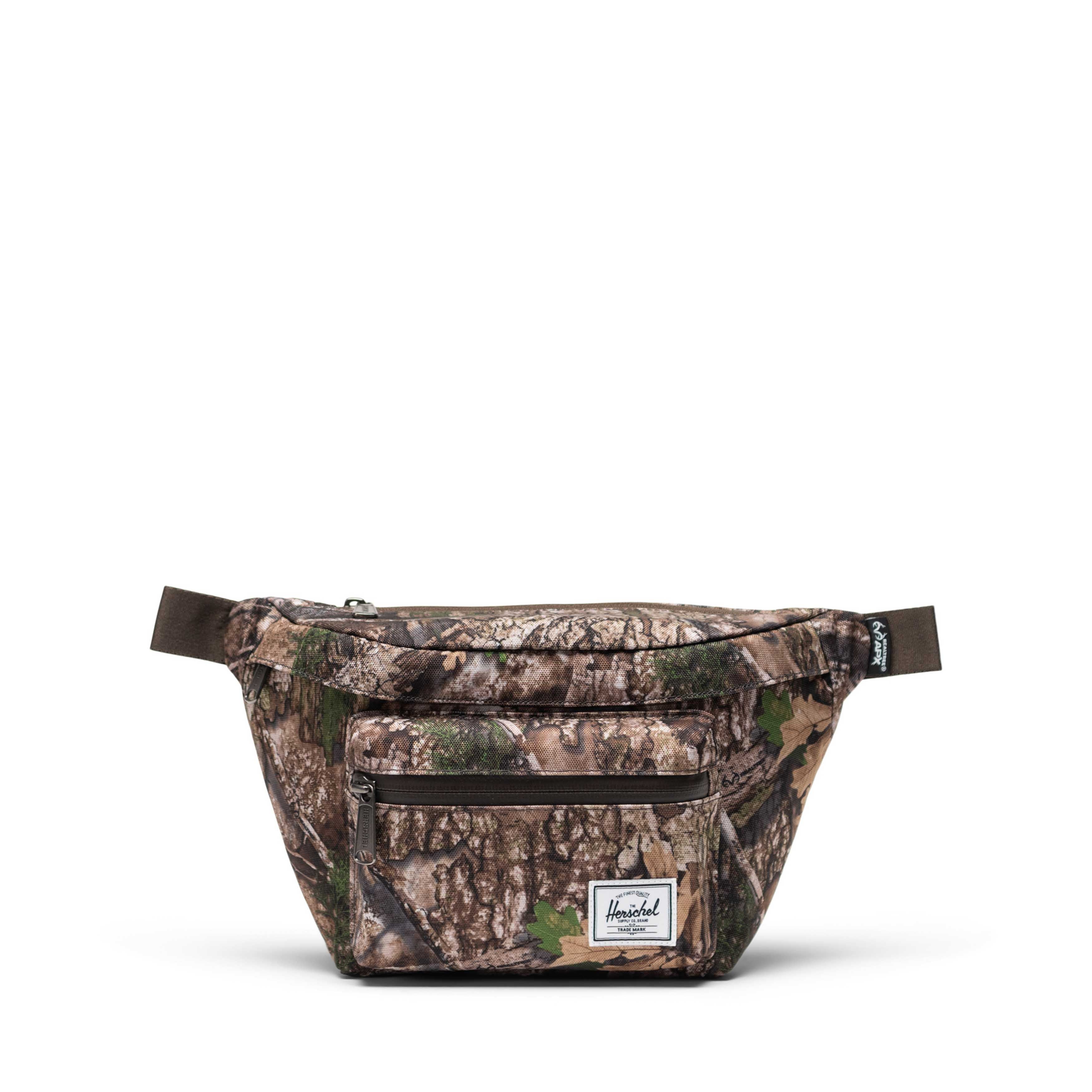 Realtree Herschel Pop Quiz Hip Pack 3.5L in Realtree APX™ Camo — front view