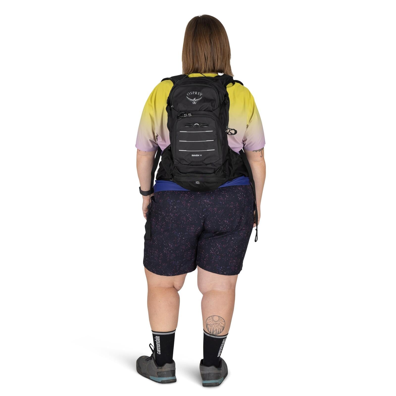 Osprey Raven 14 Extended Fit Women's Bike Hydration Pack 14L in Black — lifestyle 3