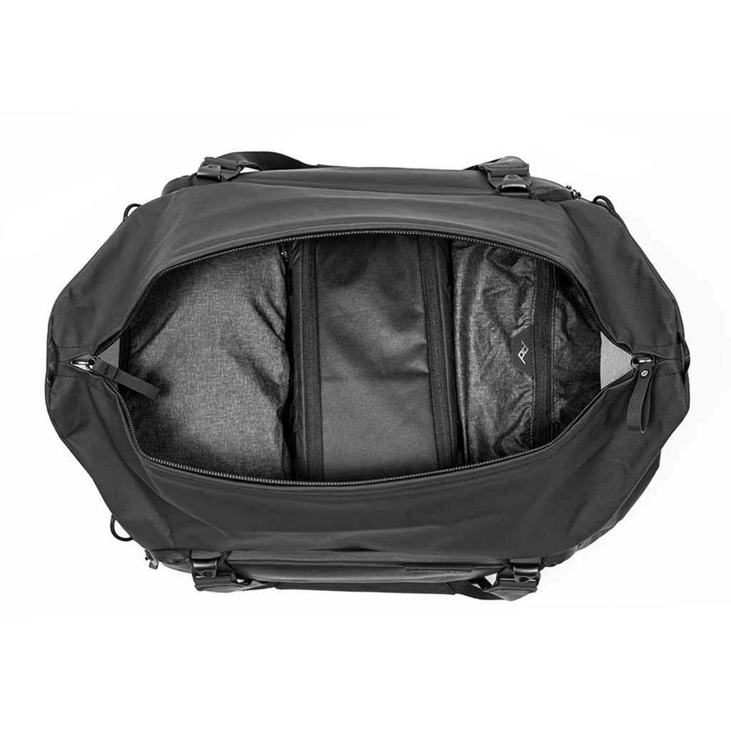 Peak Design Travel Duffel 35L in Black — interior view 2 # color_Black