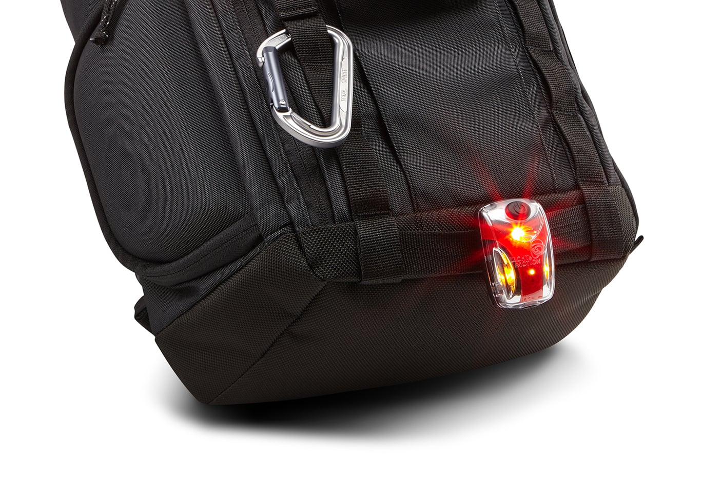 Thule Subterra Backpack 25L in Dark Shadow — detail view 4 # color_Dark Shadow